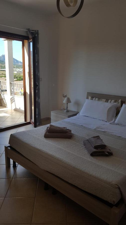 B&B Villa Orchidea Olbia Exterior foto