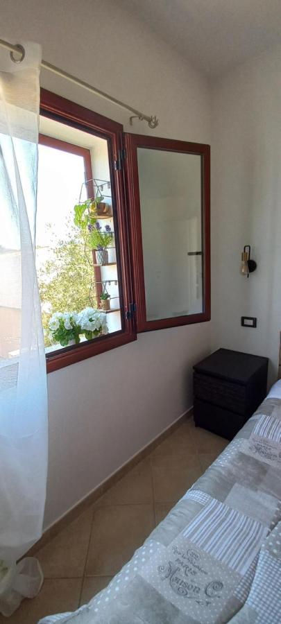 B&B Villa Orchidea Olbia Exterior foto